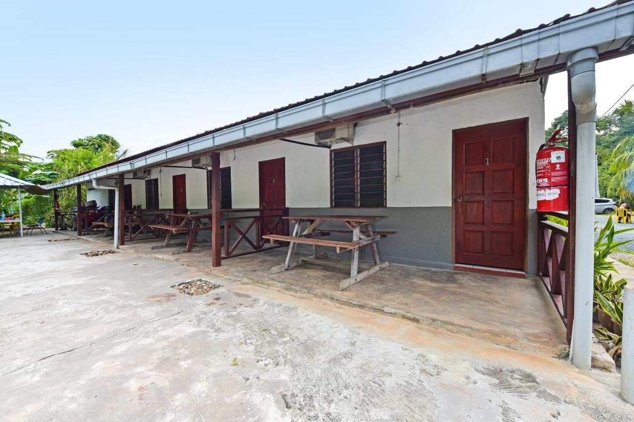 Dtahan Motel Taman Negara Куала-Тахан Экстерьер фото